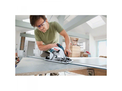 Ручная циркулярная пила GKS 65 GCE Professional от BOSCH Ручная циркулярная пила GKS 65 GCE Professional