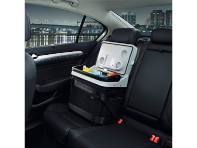 Автомобильный холодильник-термос Volkswagen Cool & Thermos Box, артикул 000065400F от VAG Автомобильный холодильник-термос Volkswagen Cool & Thermos Box, артикул 000065400F