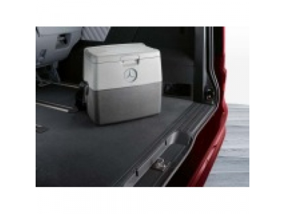 Переносной холодильник Mercedes Coolbox Travelbox, 16,5L, артикул B66560300 от Mercedes Переносной холодильник Mercedes Coolbox Travelbox, 16,5L, артикул B66560300
