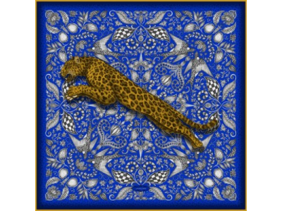 Женский шелковый шарф Jaguar Silk Scarf Cobalt, артикул JSTSILKCOB от JAGUAR Женский шелковый шарф Jaguar Silk Scarf Cobalt, артикул JSTSILKCOB